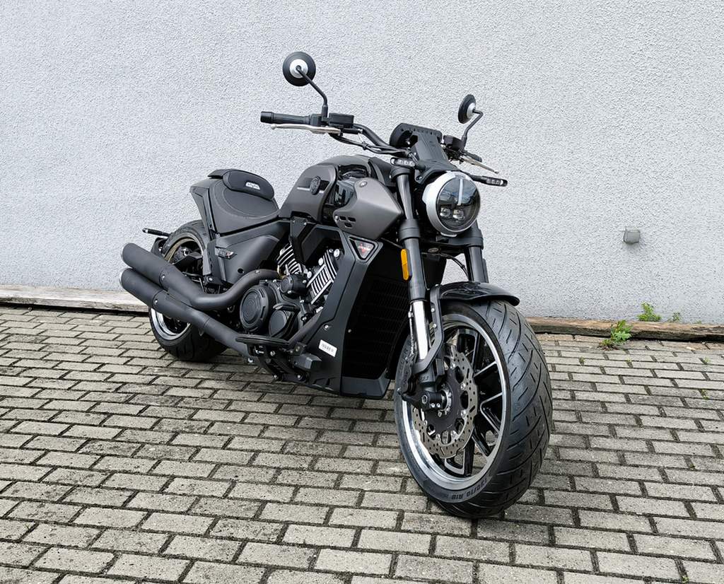 MBP Morbidelli C1002V cruiser potężny V-twin! 2025
