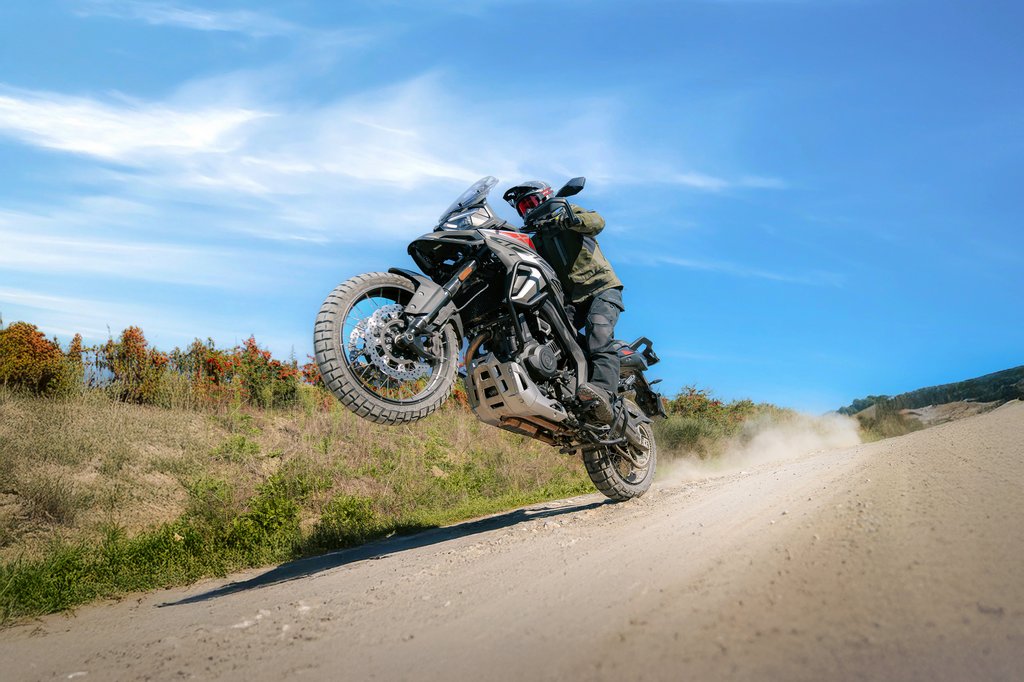 MBP Morbidelli T1002VX V-Twin Adventure Szprychowe koła 2025