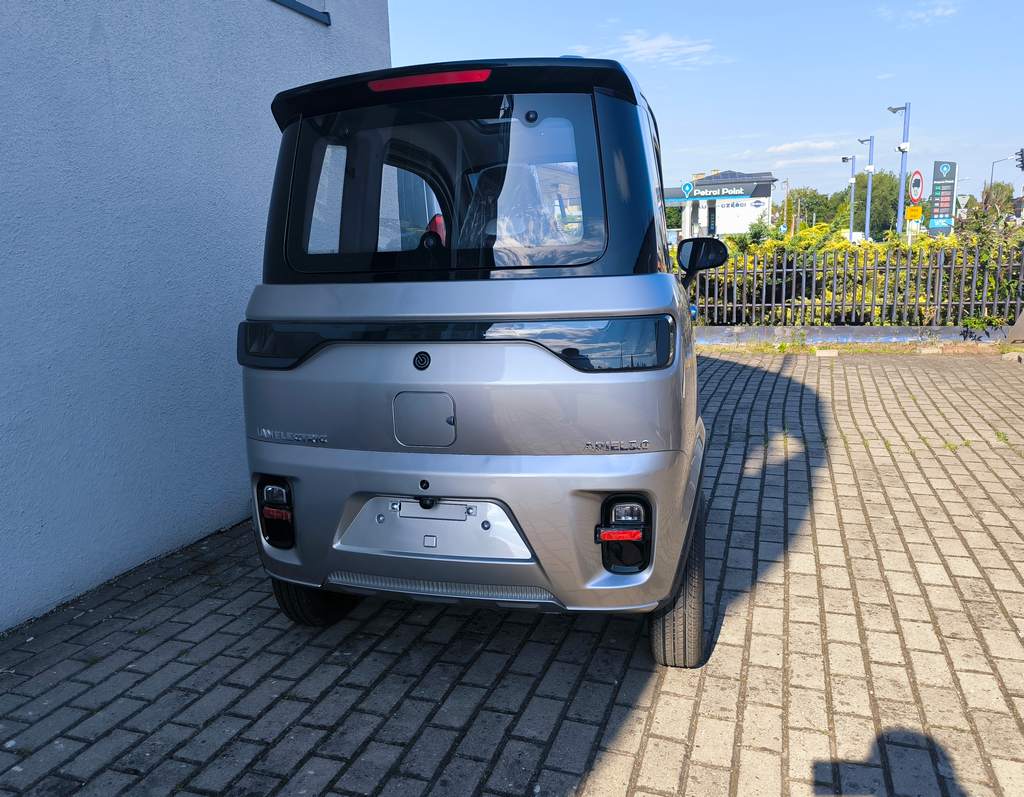 Motorower elektryczny trójkołowy zabudowany IML ARIEL 3000W na kat AM 2 os.