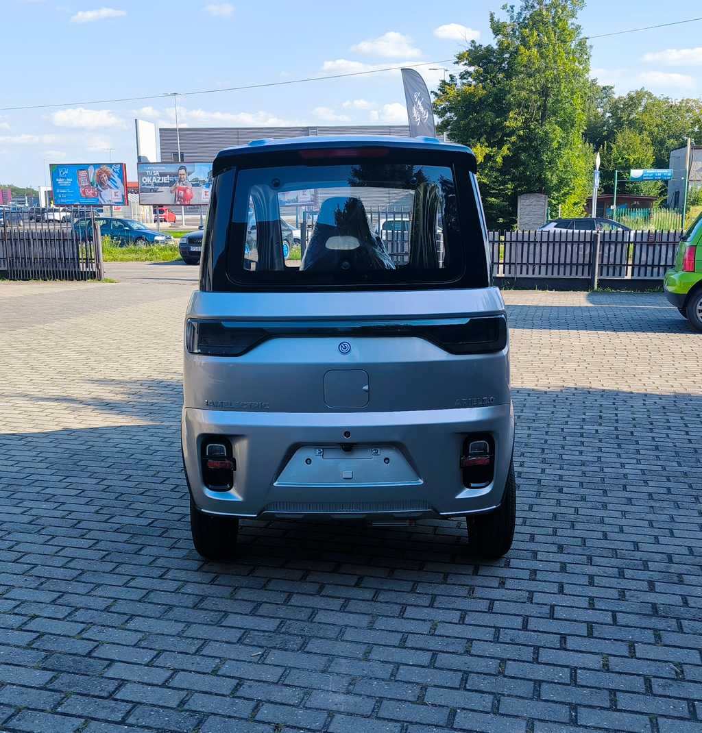 Motorower elektryczny trójkołowy zabudowany IML ARIEL 3000W na kat AM 2 os.