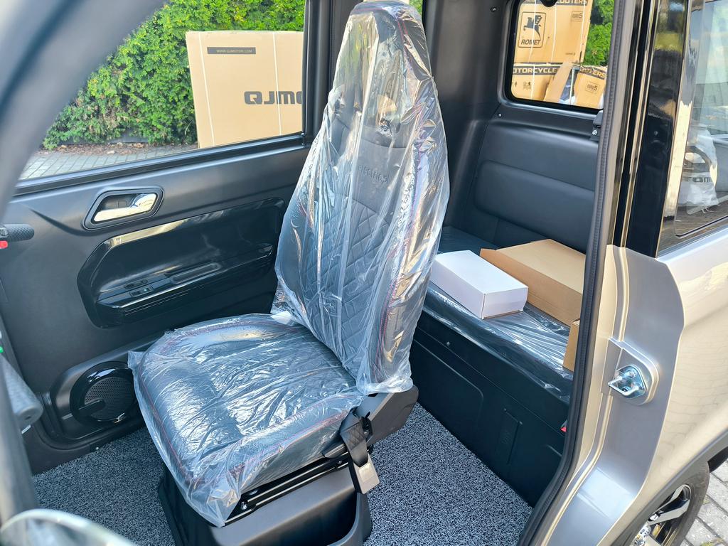 Motorower elektryczny trójkołowy zabudowany IML ARIEL 3000W na kat AM 2 os.